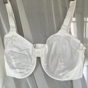 Rare Vintage Ruth Merzon Minimizing Bra Hand Sewn Lace & Velvet In White 36C